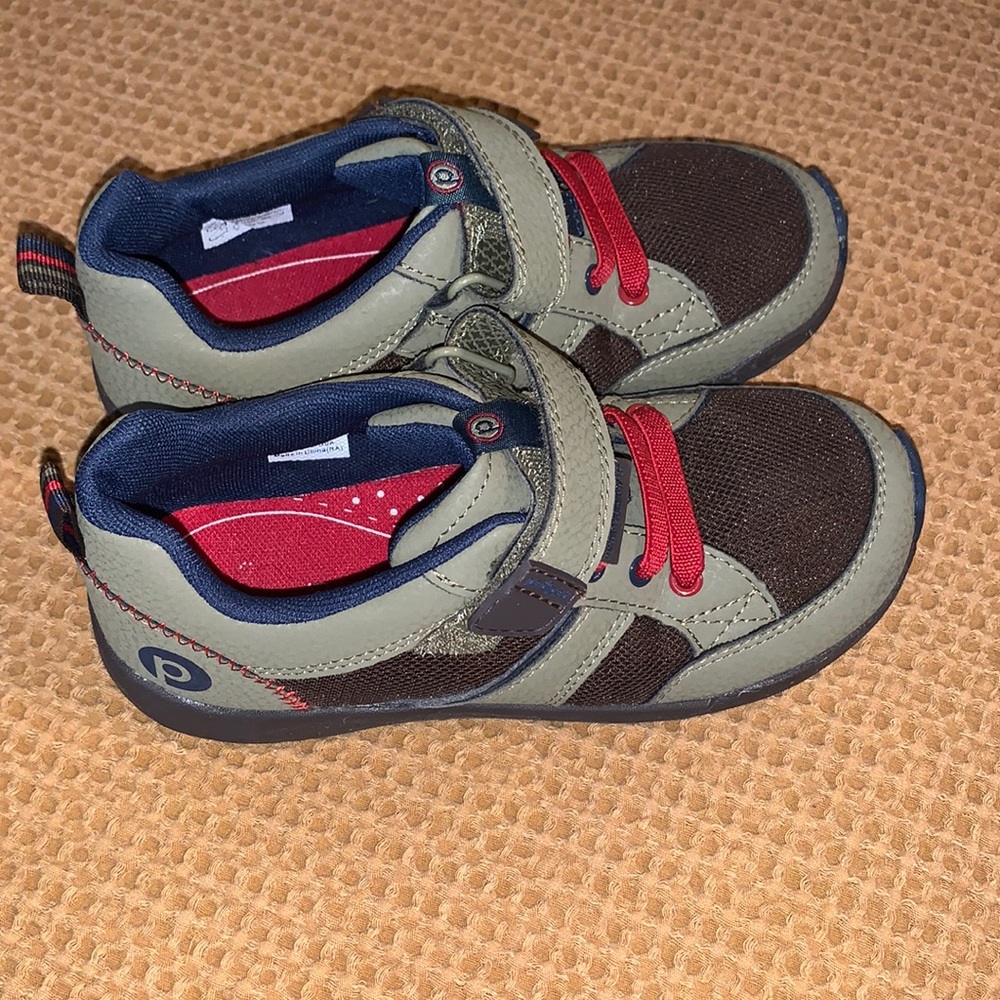 Boys Pediped shoes size 31/ 13-13.5